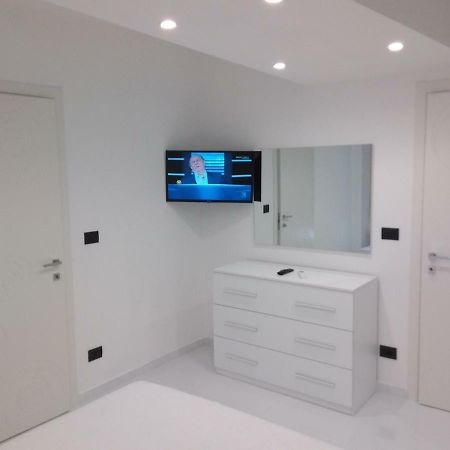 Zona Chiesa Russa Apartment Sanremo Bagian luar foto
