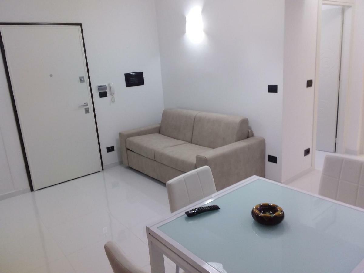 Zona Chiesa Russa Apartment Sanremo Bagian luar foto