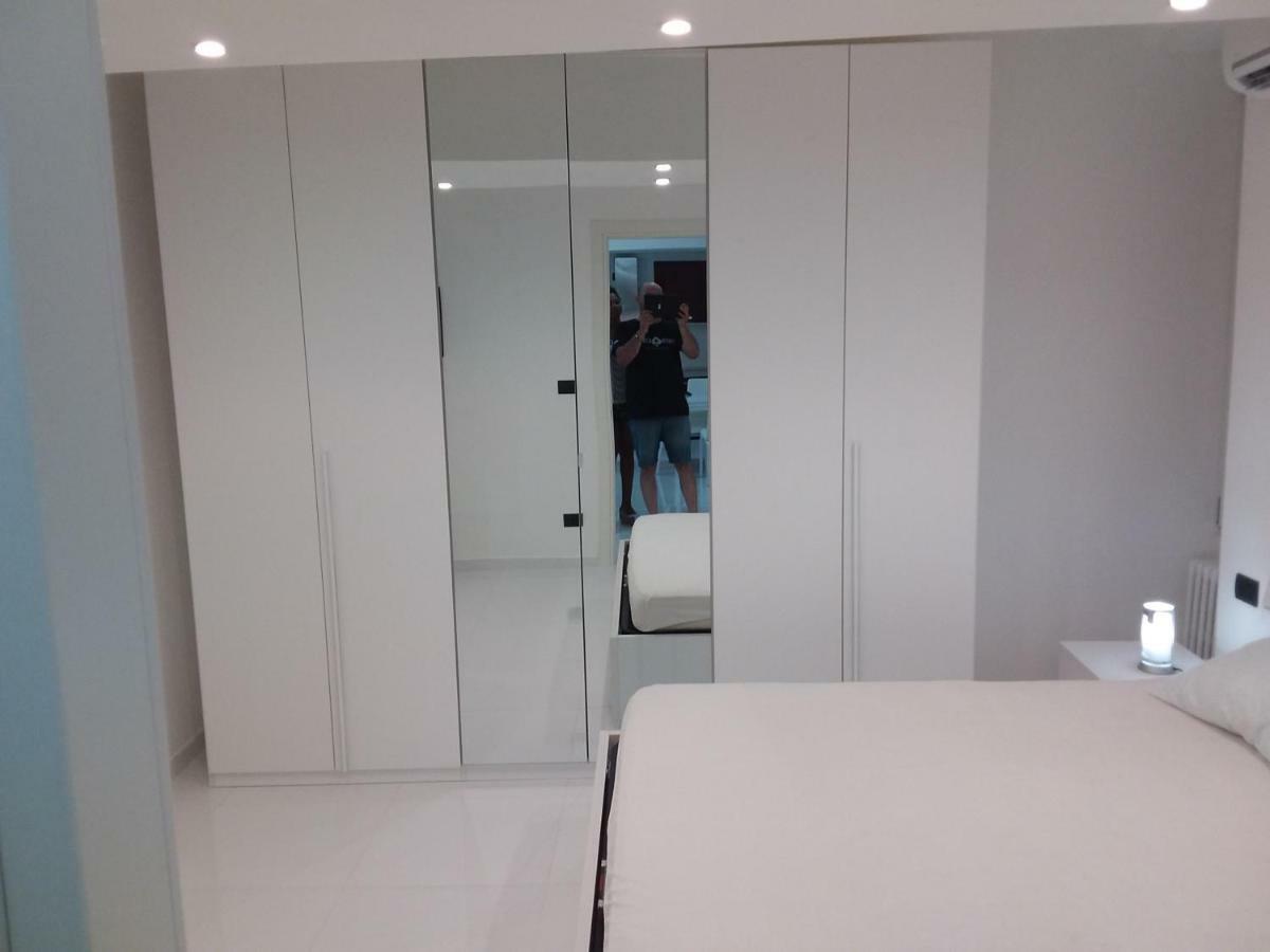 Zona Chiesa Russa Apartment Sanremo Bagian luar foto